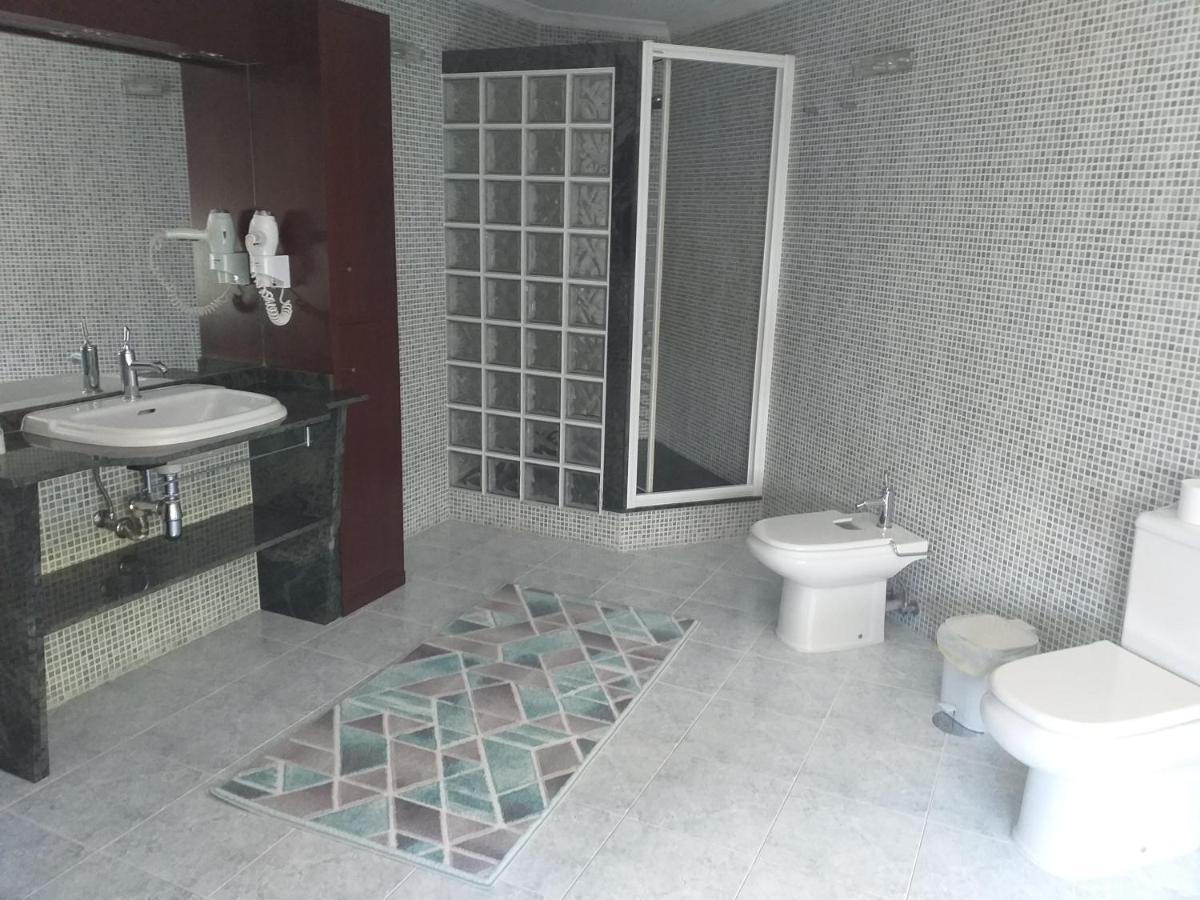 Enjoy Guest House Gmr Guimaraes Luaran gambar